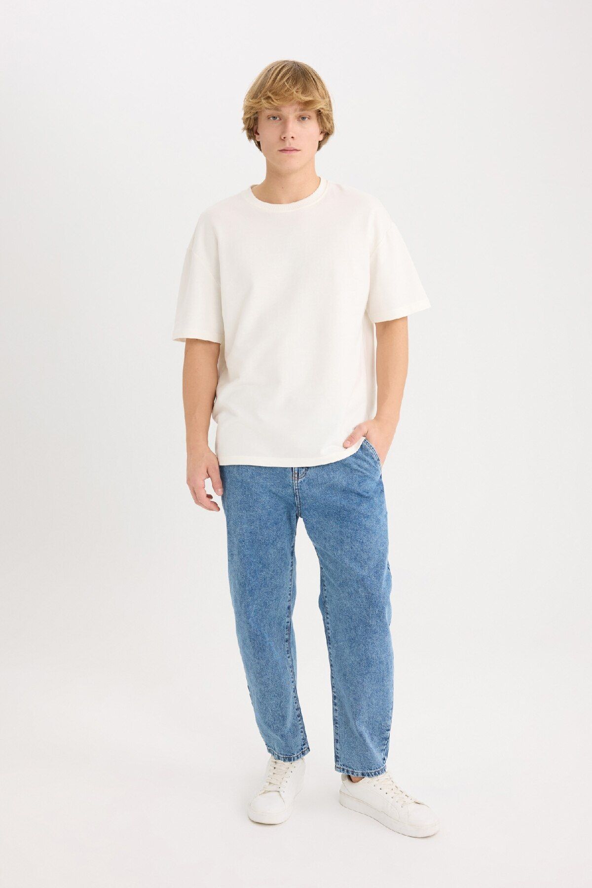DeFacto-Spodnie jeansowe z prostymi nogawkami i swobodnym krojem Slouchy Fit E5387Ax25Sp 2