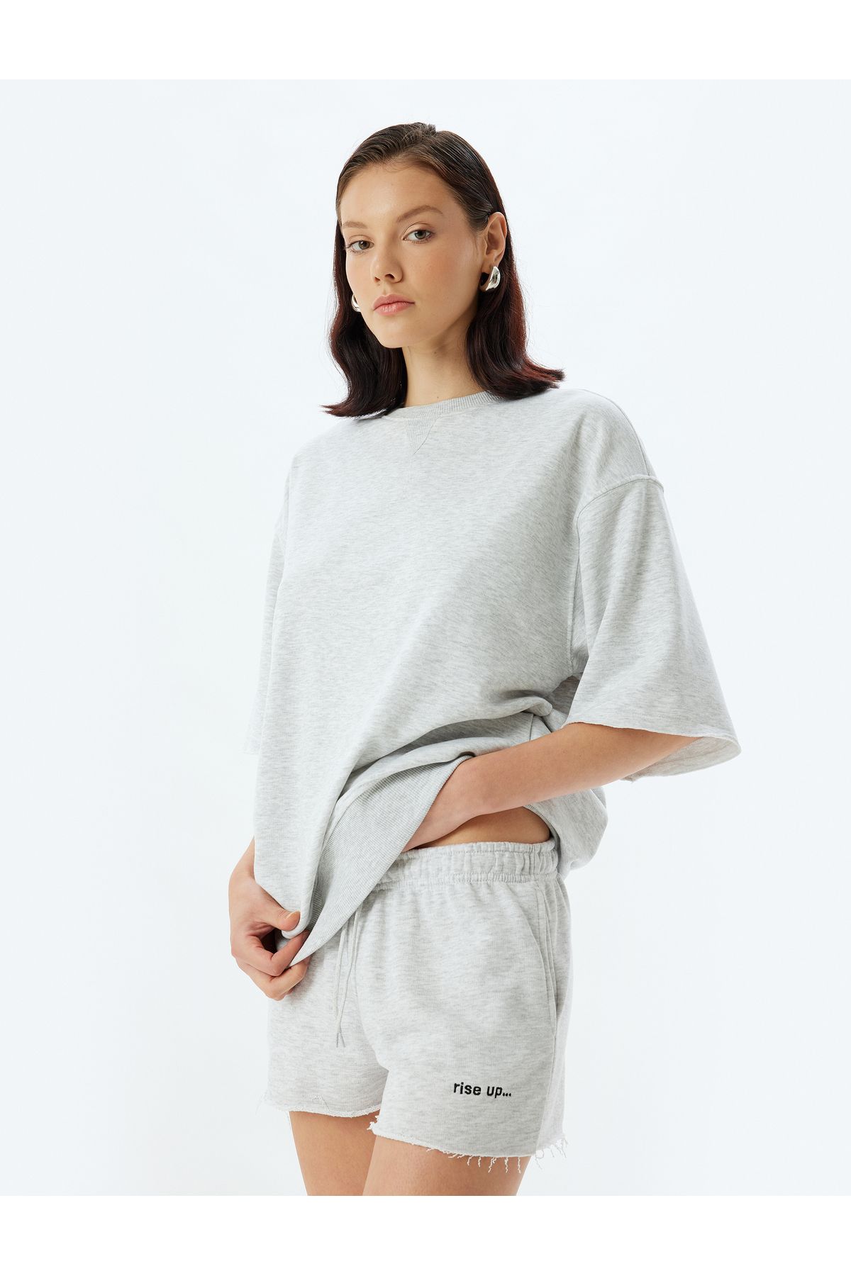 Koton Yeni Sezon Kısa Kollu Bisiklet Yaka Pamuklu Sweatshirt