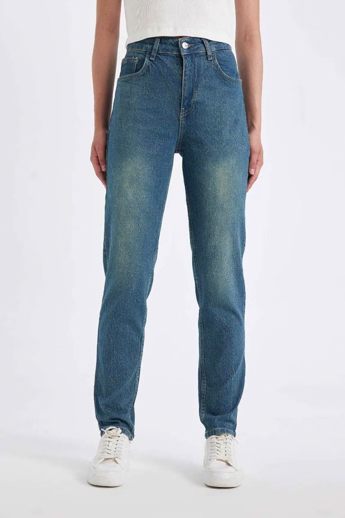 DeFacto Jeansy Z Wysokim Stanem I Długimi Nogawkami - Comfort Mom Pants Kobieta - 32