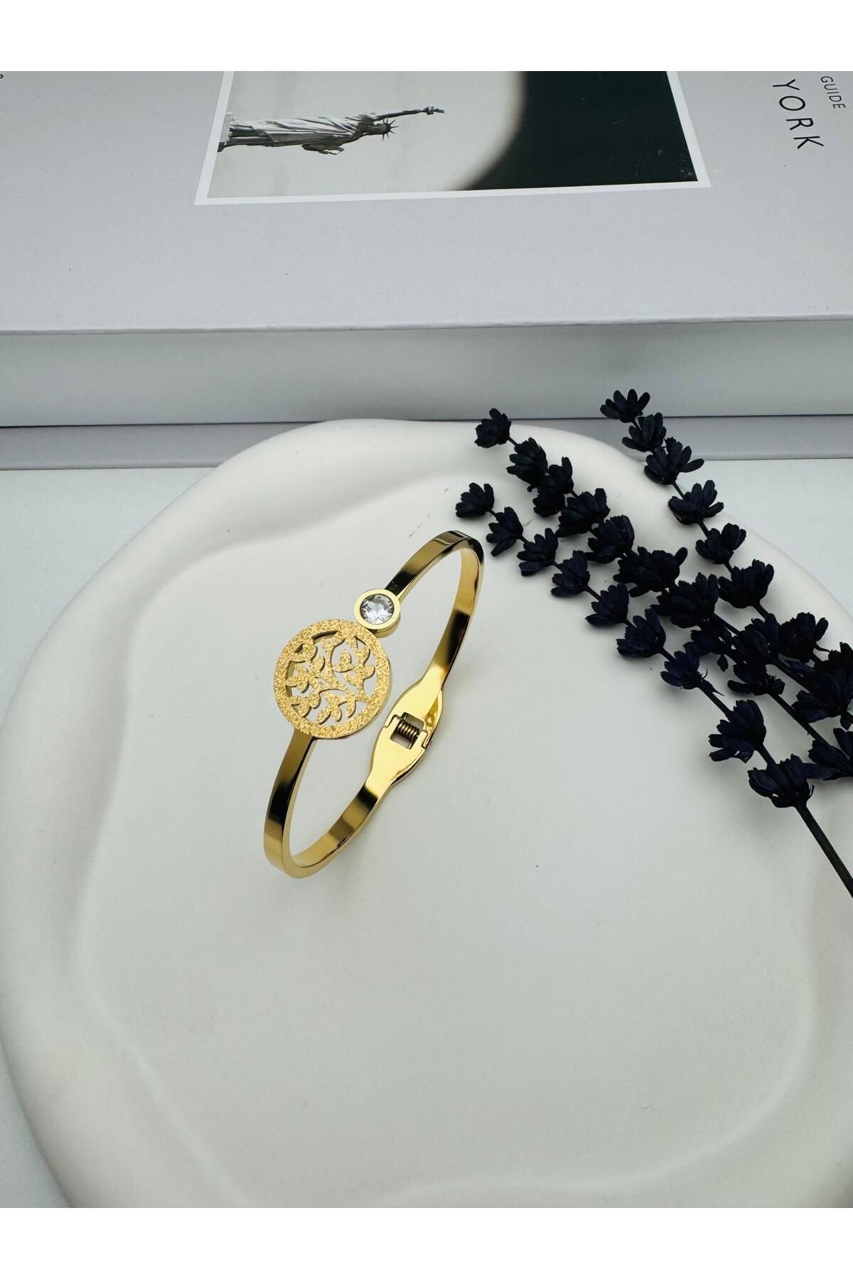 GLY ÇLKBİJUTERİ Taş Detaylı Çelik Kelepçe (Gold) 22015