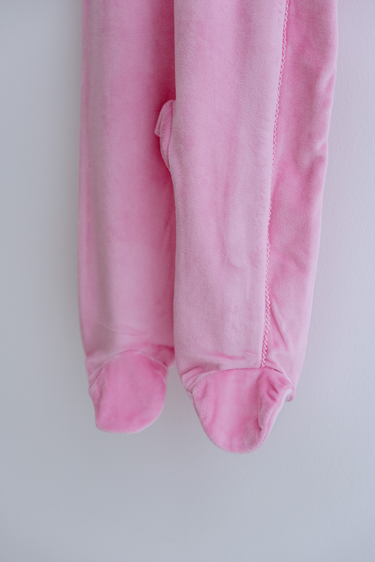 Lilabio Fransız İpek Kadife Ekstra Soft Patikli Bebek Tulumu fotoğrafı 6 (önizleme)