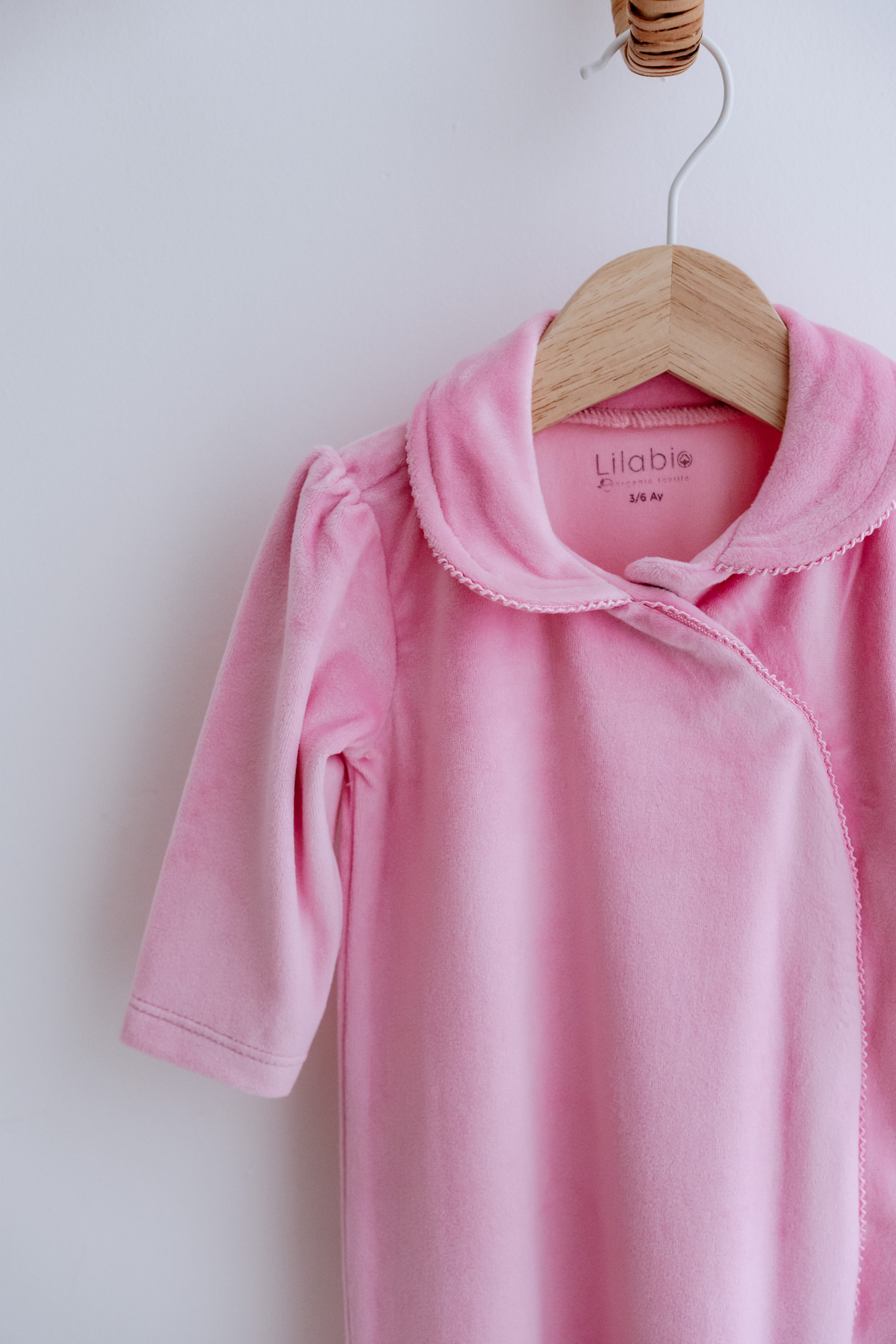 Lilabio Fransız İpek Kadife Ekstra Soft Patikli Bebek Tulumu fotoğrafı 5 (önizleme)