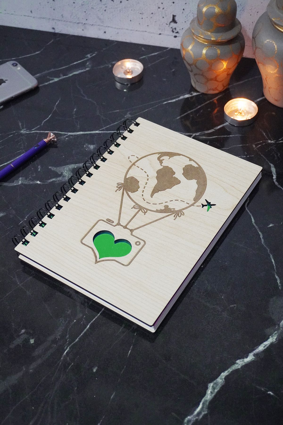 markcat Dünyalı Balon Desenli Ahşap Defter - Günlük - A5 Spiralli Çizgisiz Defter-hediyelik