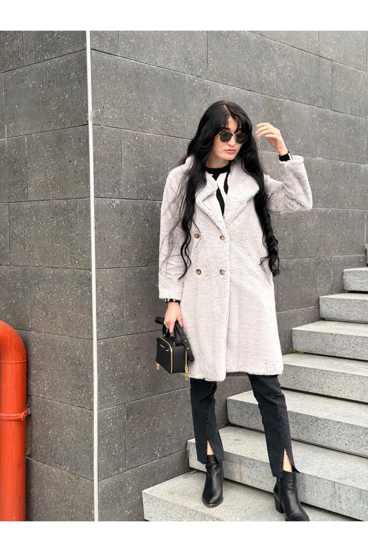 FEMİAS  Gri Düğmeli Uzun Oversize Peluş Manto - Görsel 4