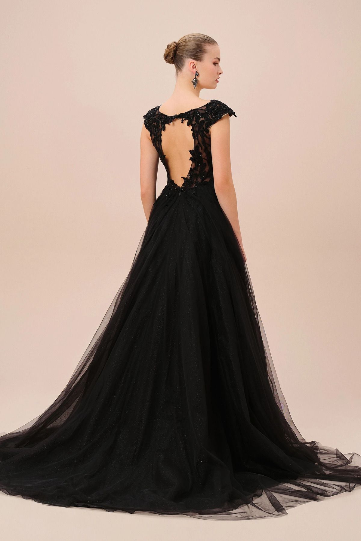 Oleg Cassini-Black Leaf Motif Cap Sleeve Back Low-Cut Long Evening Dress Swg862 2