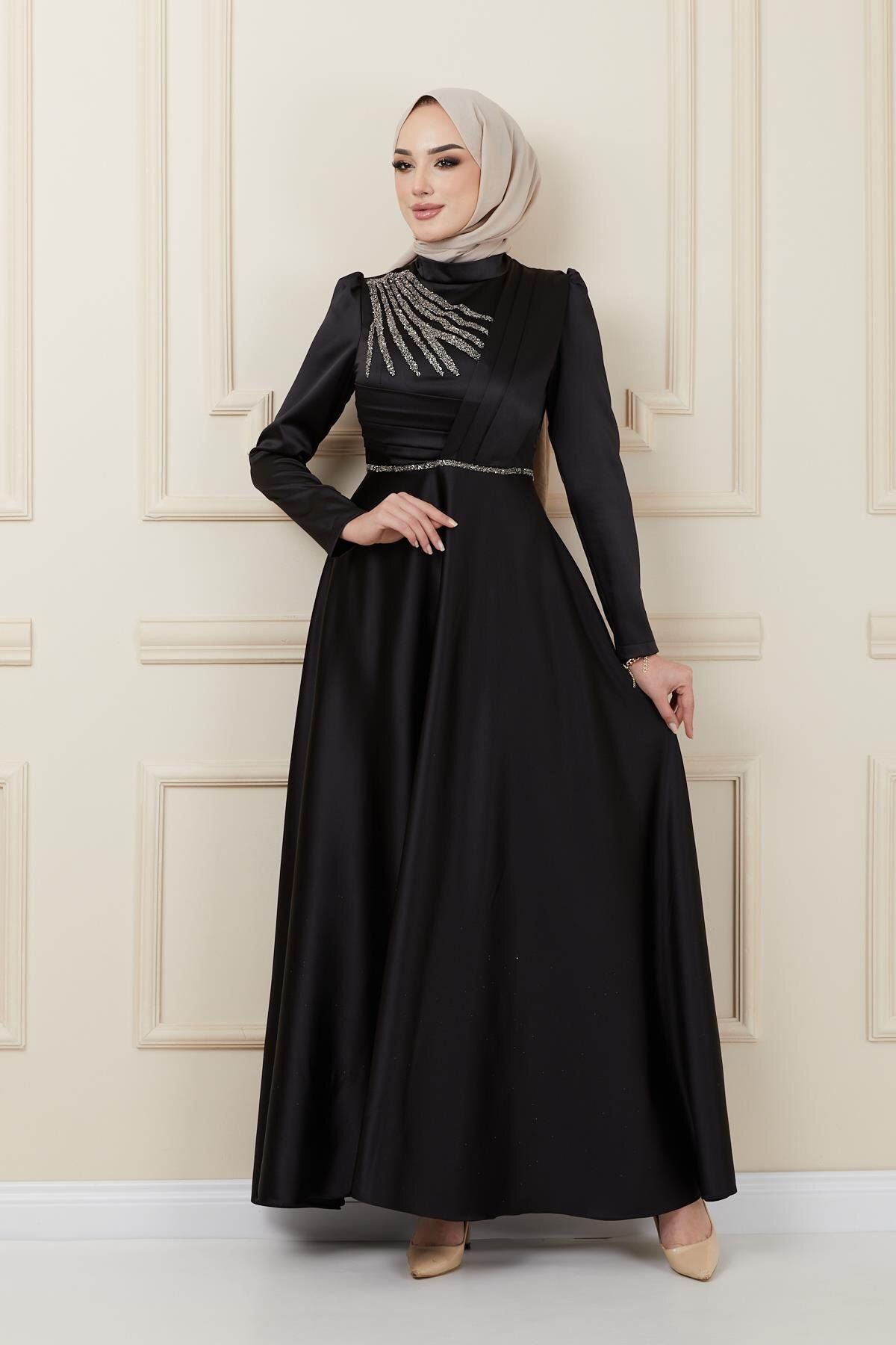 Olcay-Satin-Abendkleid mit Falten- und Perlendetail auf der Vorderseite SCHWARZ 1624 1