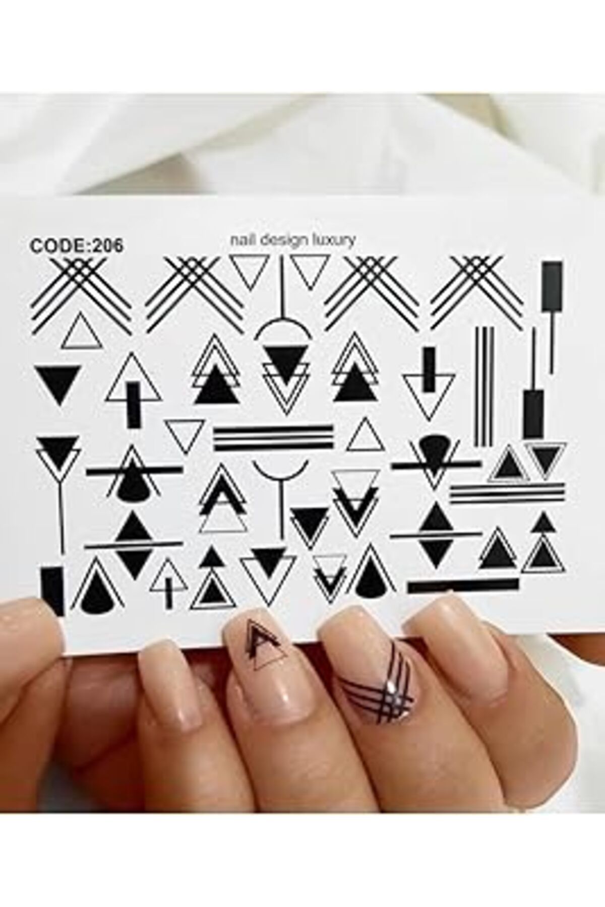 YTT Marketing Siyah Beyaz Üçgen Desenli Tırnak Dövmesi Tırnak Tattoo Nail Art Tırnak Sticker Scanm175