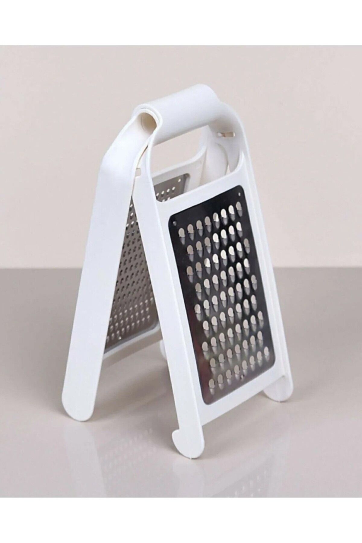 Baroness-White Foldable Model Baroness Grater 1