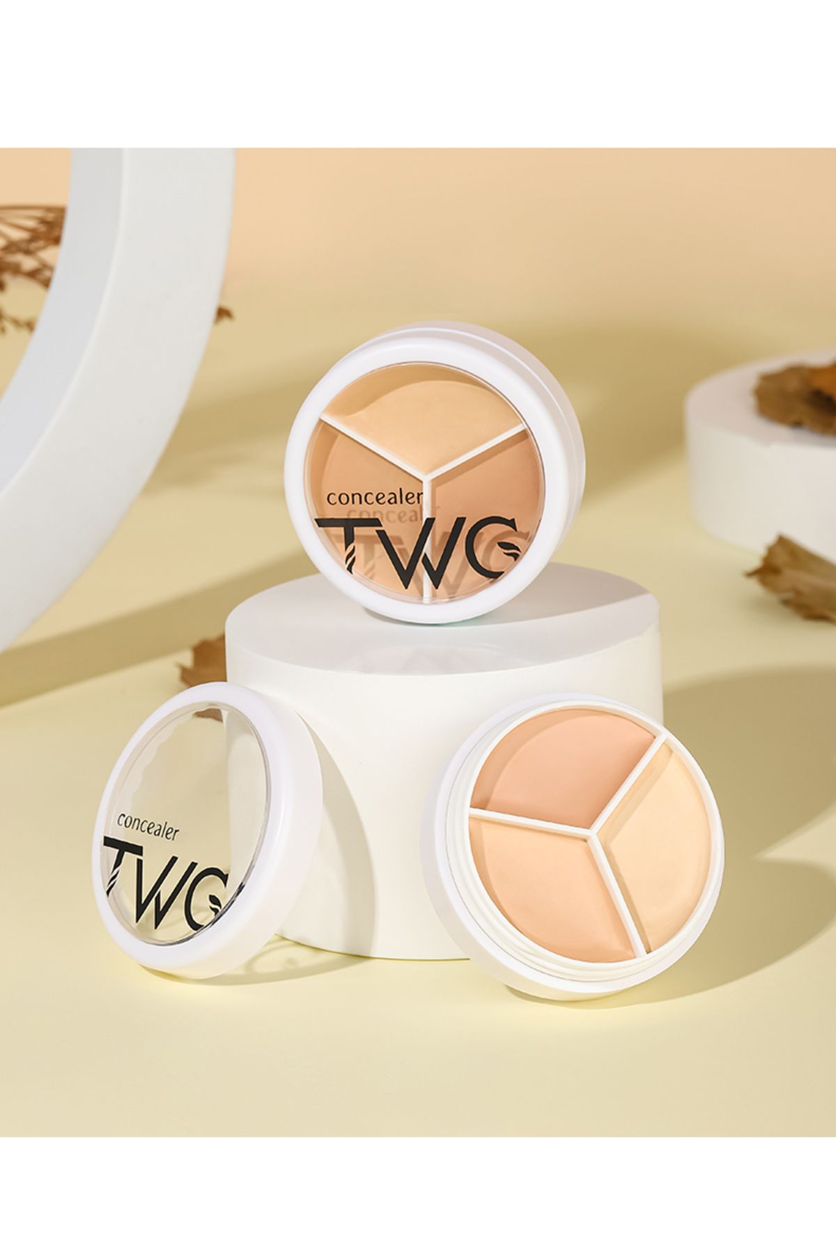 twg-Three Color Foundation Concealer with 3 Different Shades 2