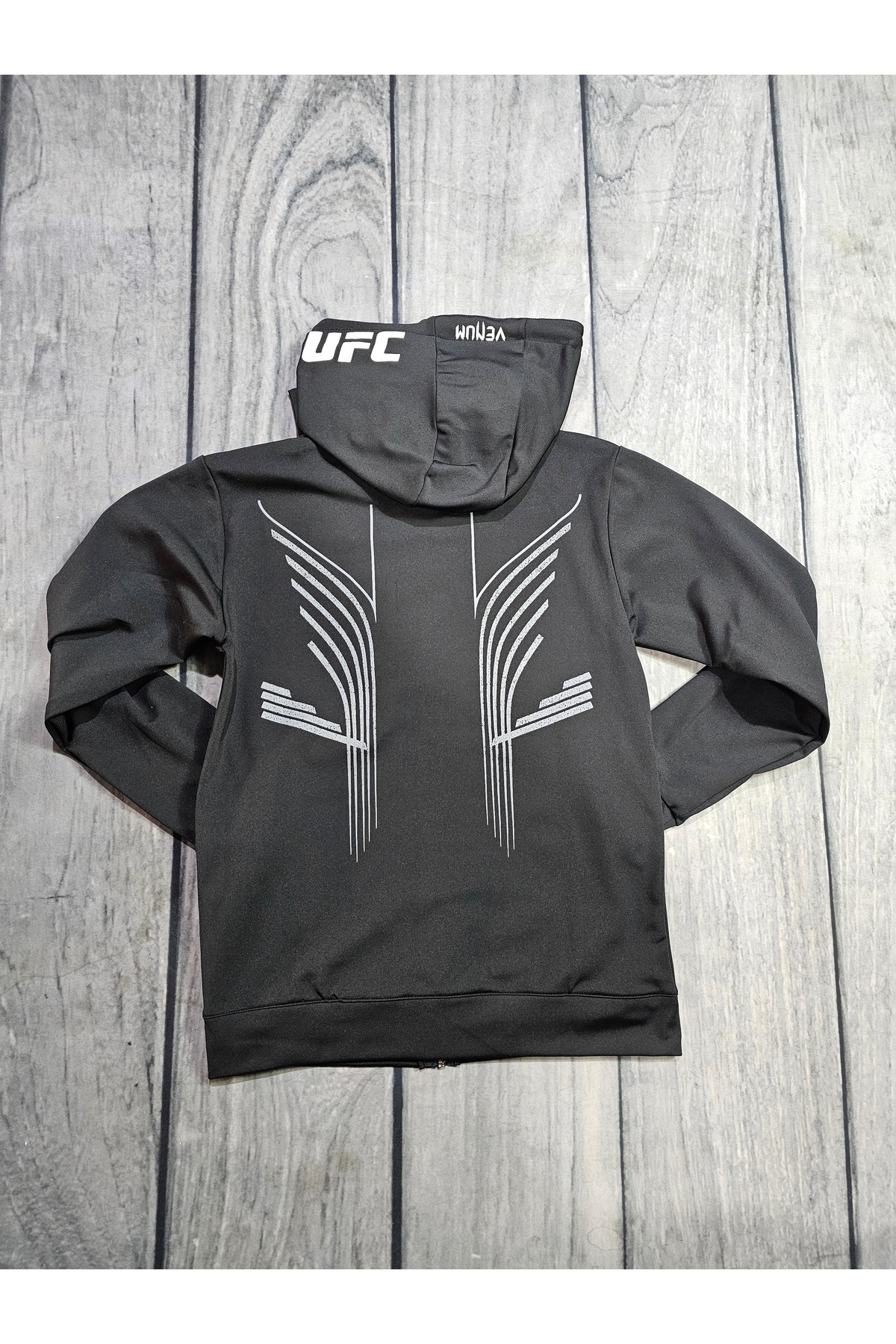 Venum-Mma Cardigan and Boxing Clothing - Include Shorts 2