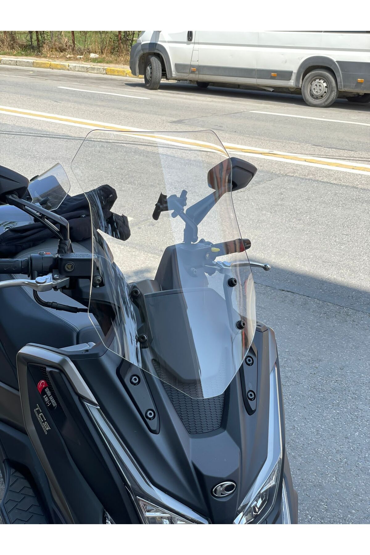 Kymco DTX 360 Siperlik Ön Cam 2021-2023 Model 65cm Şeffaf Renkli 4mm UZUN CAM