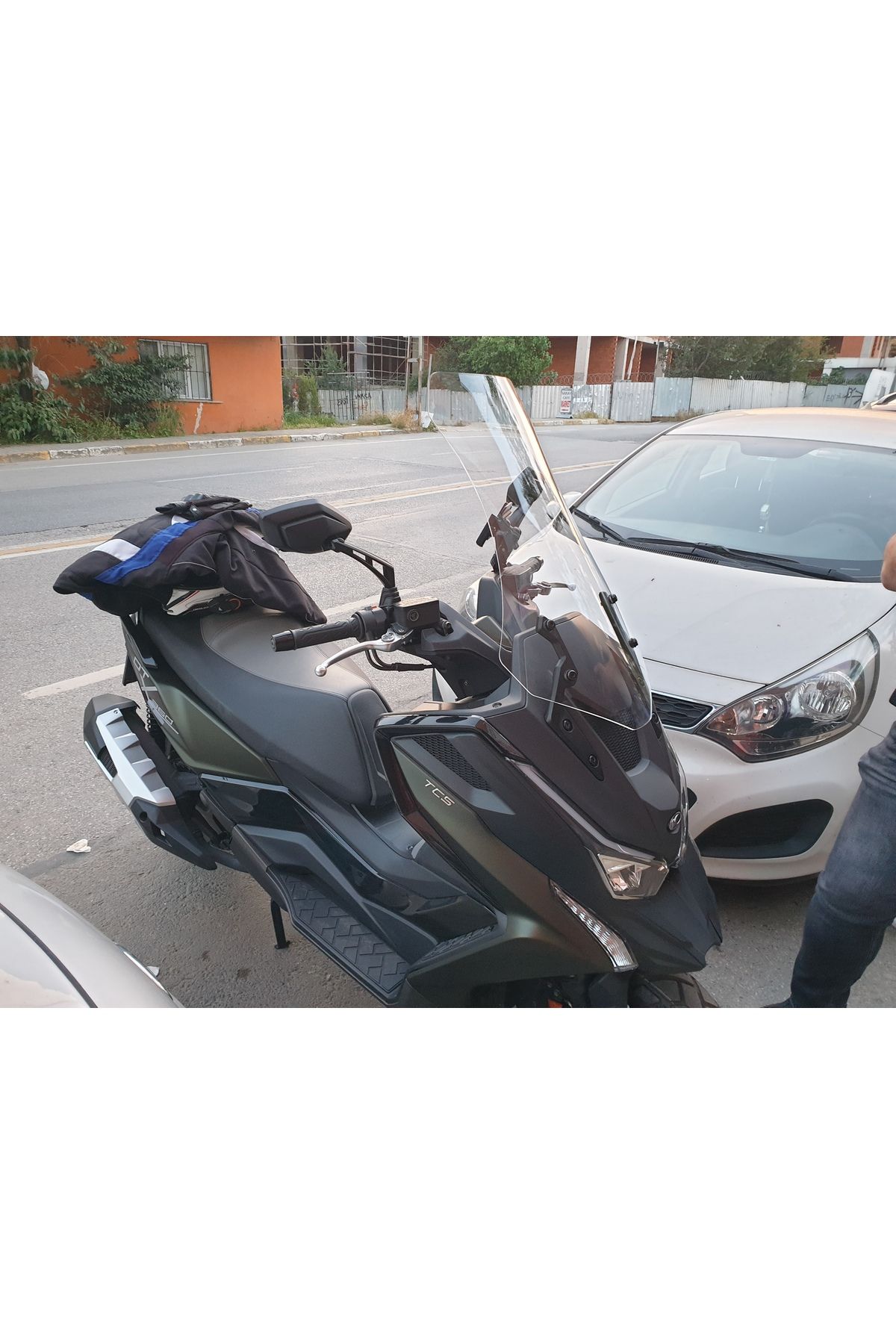 Kymco DTX 360 Siperlik Ön Cam 2021-2023 Model 65cm Şeffaf Renkli 4mm UZUN CAM