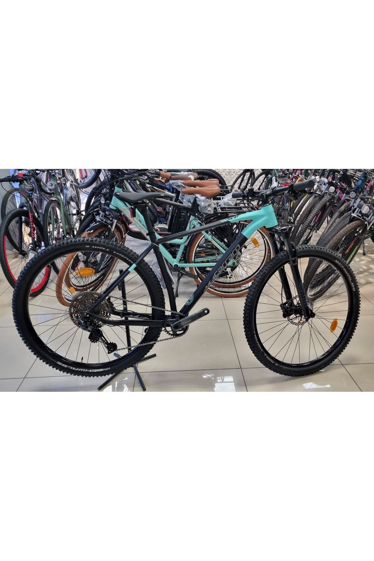 Carraro BIG 911 29″ 11-V HD MTB 440H MAT SİYAH SU YEŞİLİ