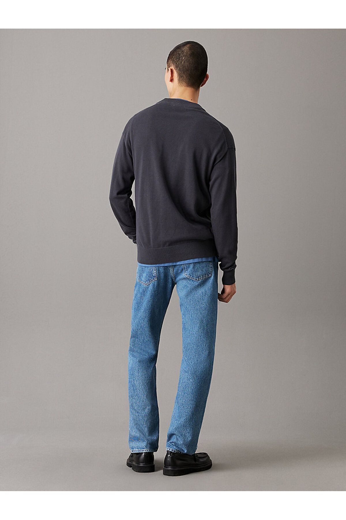 complete the look image