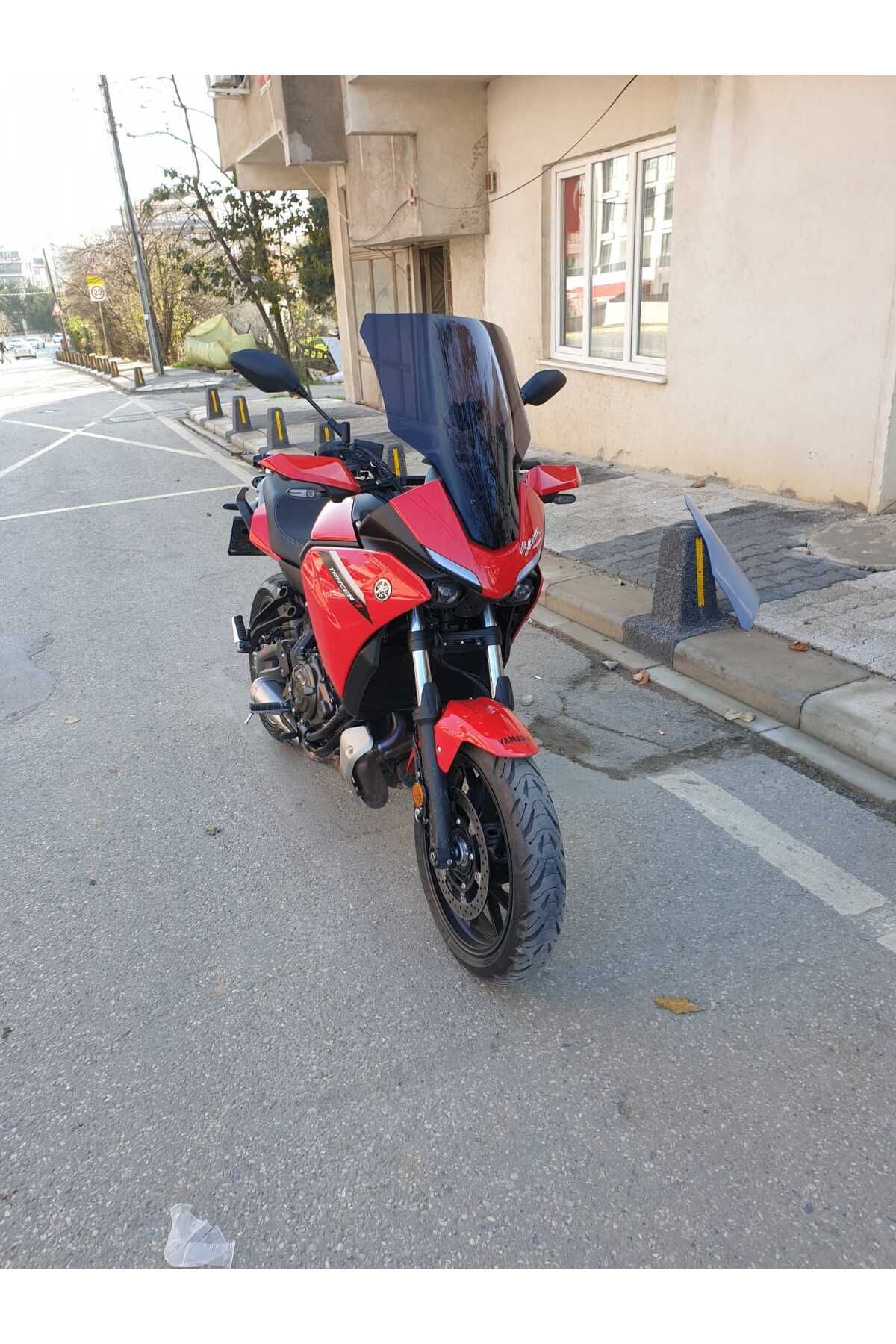 Yamaha Tracer 700 Siperlik Ön Cam 2021-2025 Model 59cm Siyah Renkli 4mm