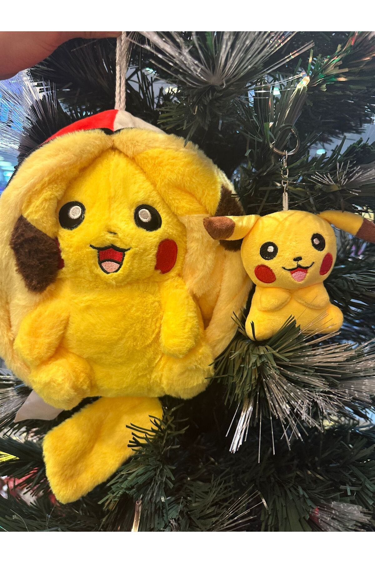 Happy Toys Fermuarlı elbiseli Pikachu peluş ve Pokemon peluş anahtarlık seti