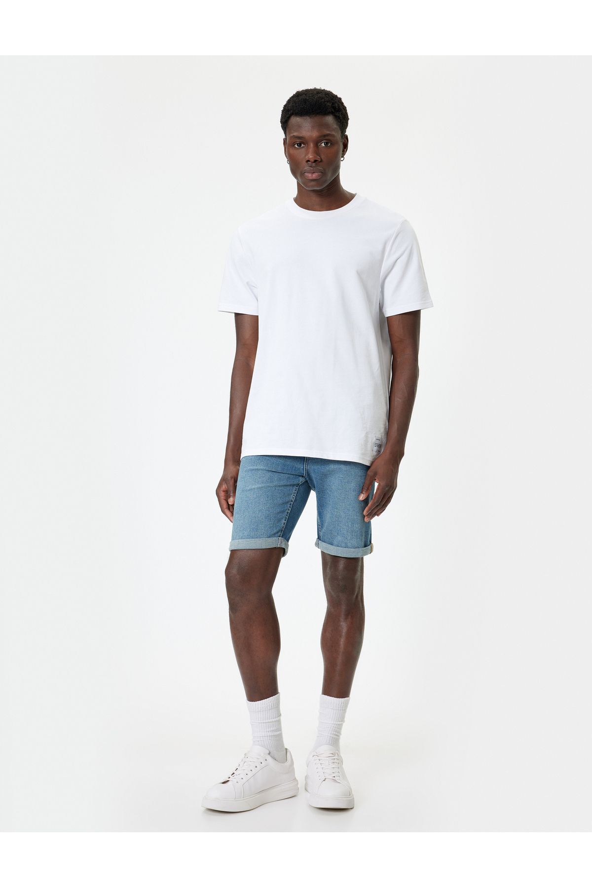 Koton Yeni Sezon Slim Fit Kot Şort Bermuda Düğmeli Cep Detaylı