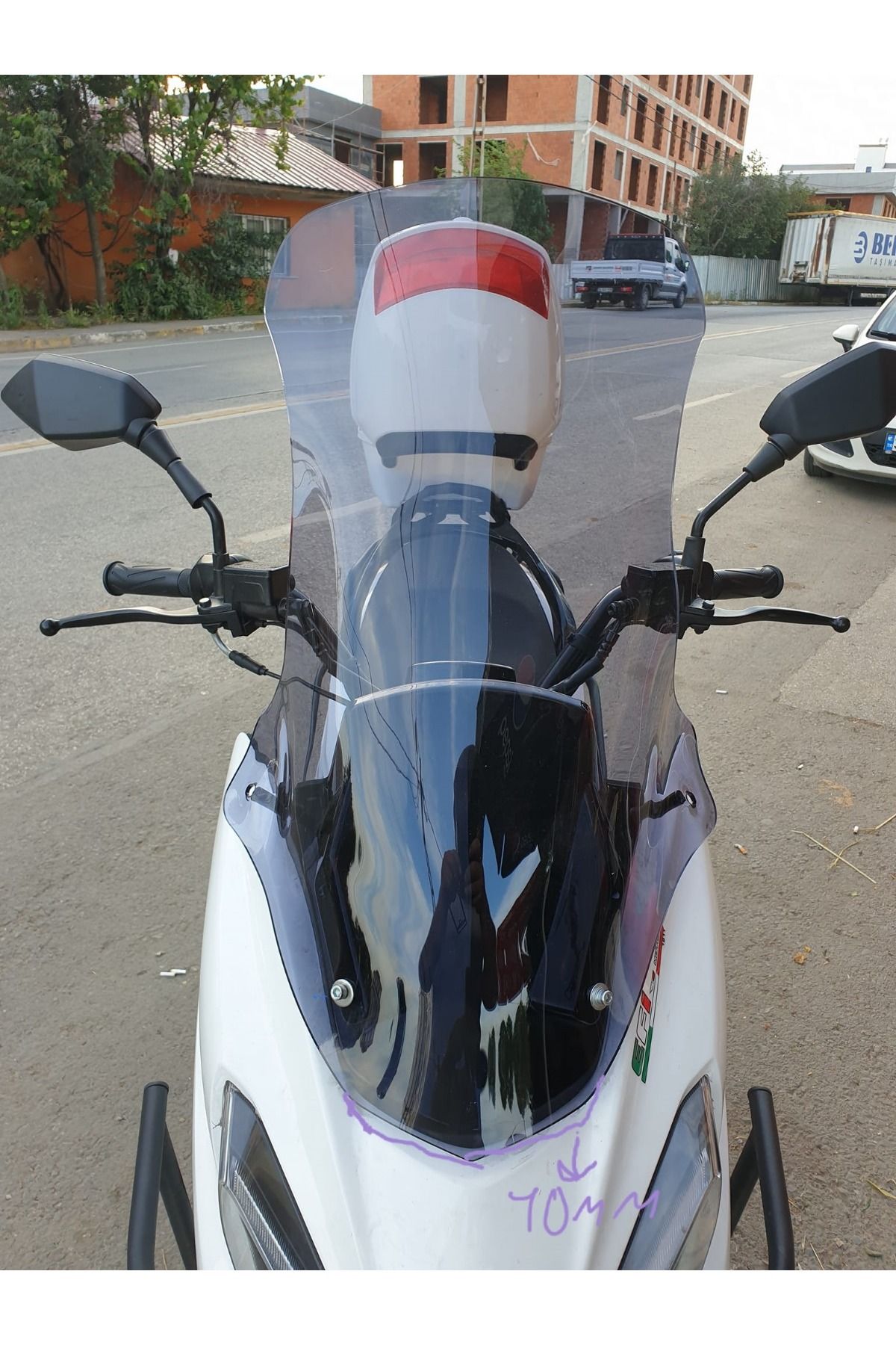 RKS Newlight PRO Siperlik Ön Cam 2023-2025 Model 75cm açık füme Renkli 4mm UZUN BOYLU