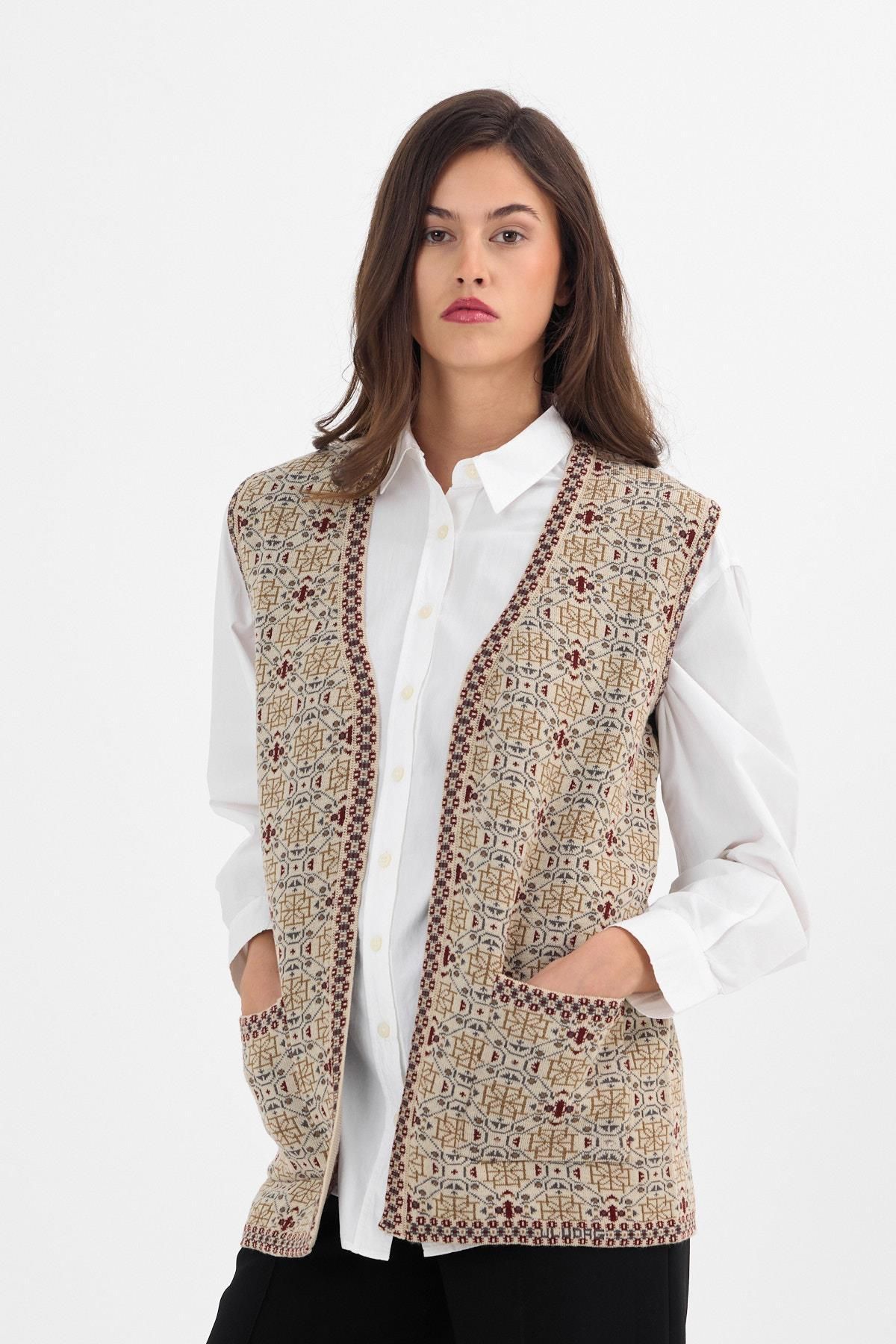 Uludağ Triko-Vestă pentru mamă Kilim pentru tricotaje de buzunar cu model monogramă de piatră 2