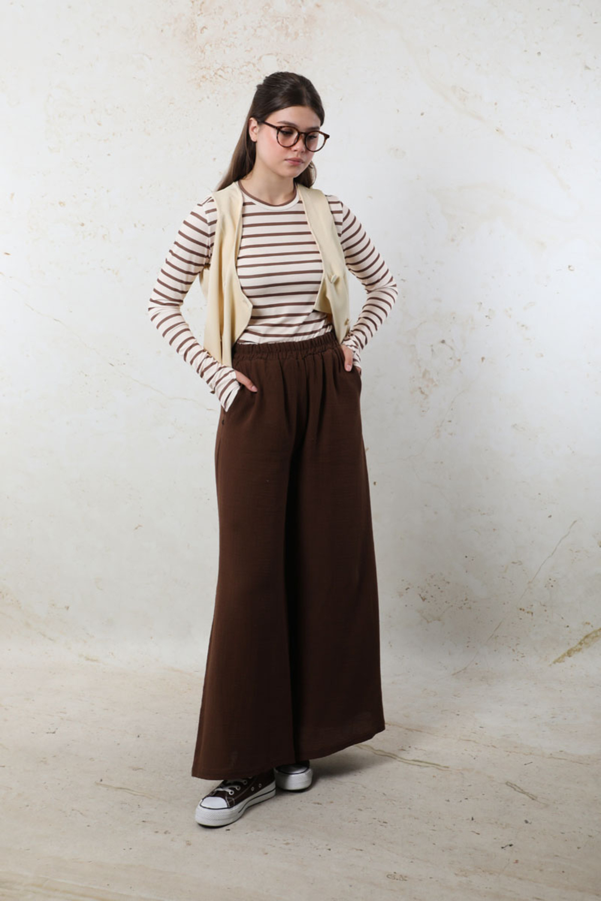 ZÜLAYS-Stone Colored Deep Collar Vest 3