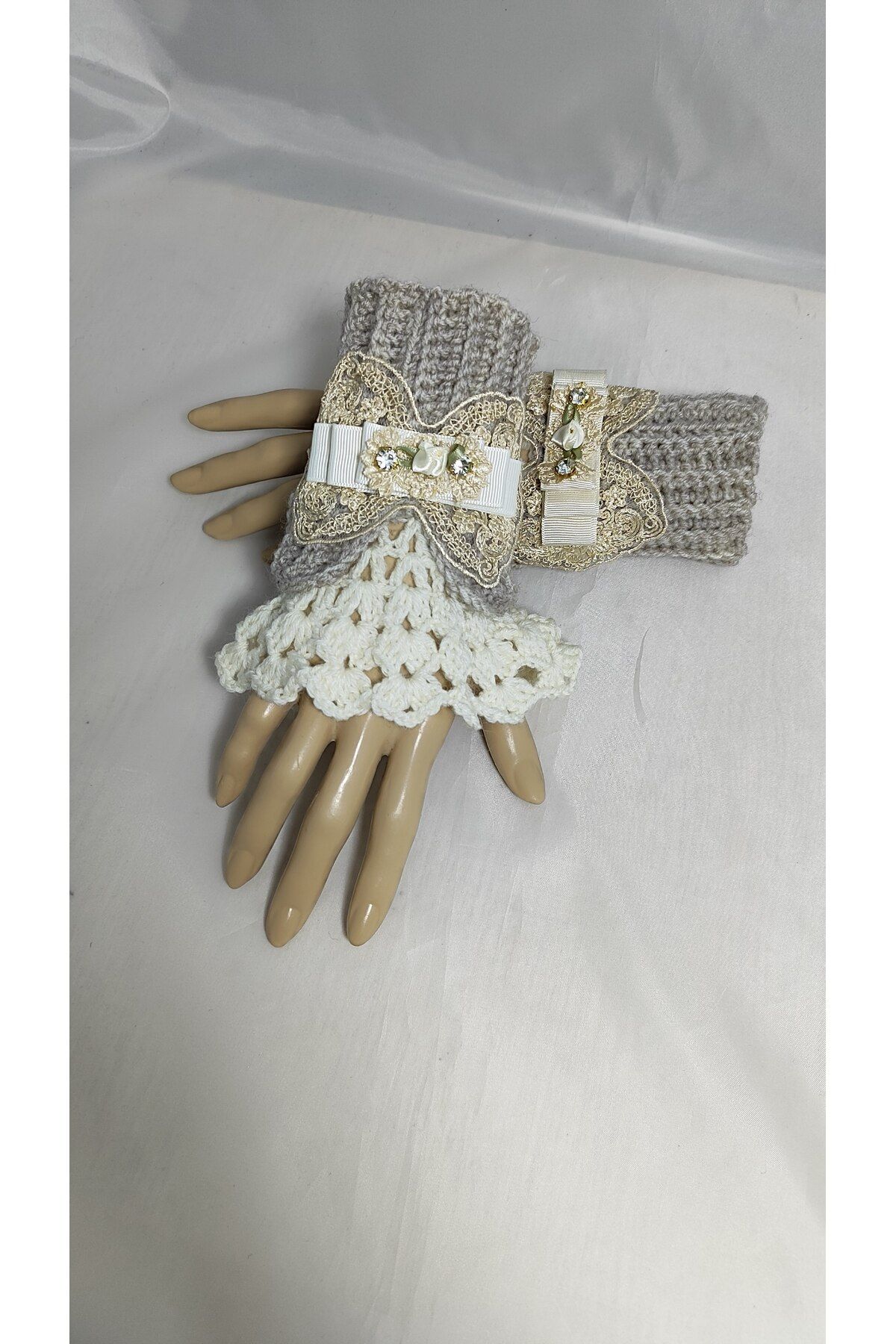 drt tasarım-Gray Victorian Style Lace Detailed Crochet Hand Knitted - Fingerless Gloves 4