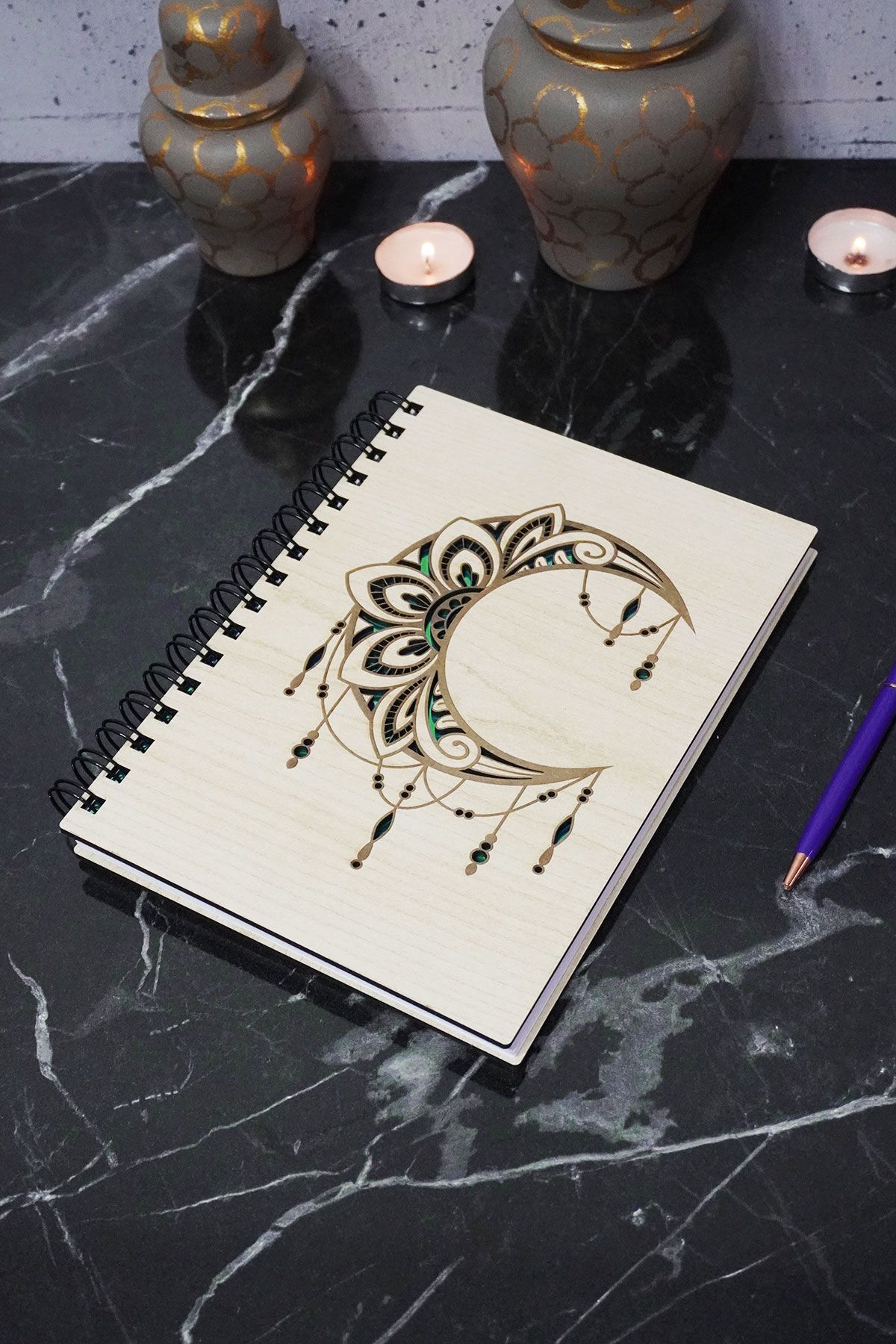 markcat Ay Mandala Desenli Ahşap Kapaklı Defter - Çizgisiz Defter - Günlük - Ajanda- A5 Anı Defteri