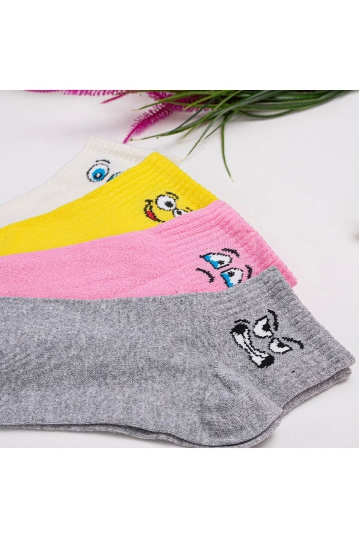 Molya-Emoji Patterned 4-Piece Short Socks Set 5