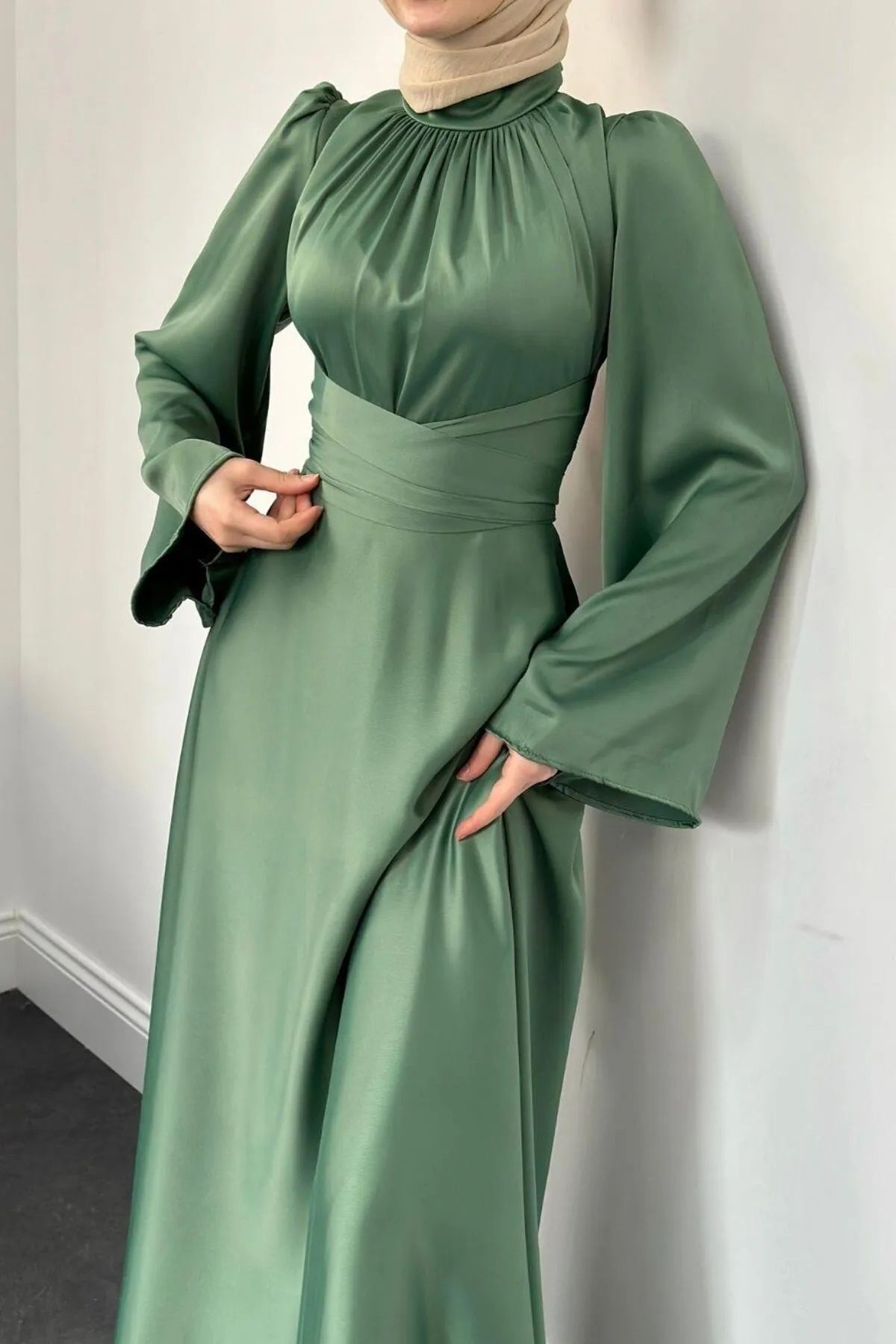 Tesettür Diyarı-Spanish Sleeve Satin Evening Dress with Tie Waist Detail - Mint Green 3