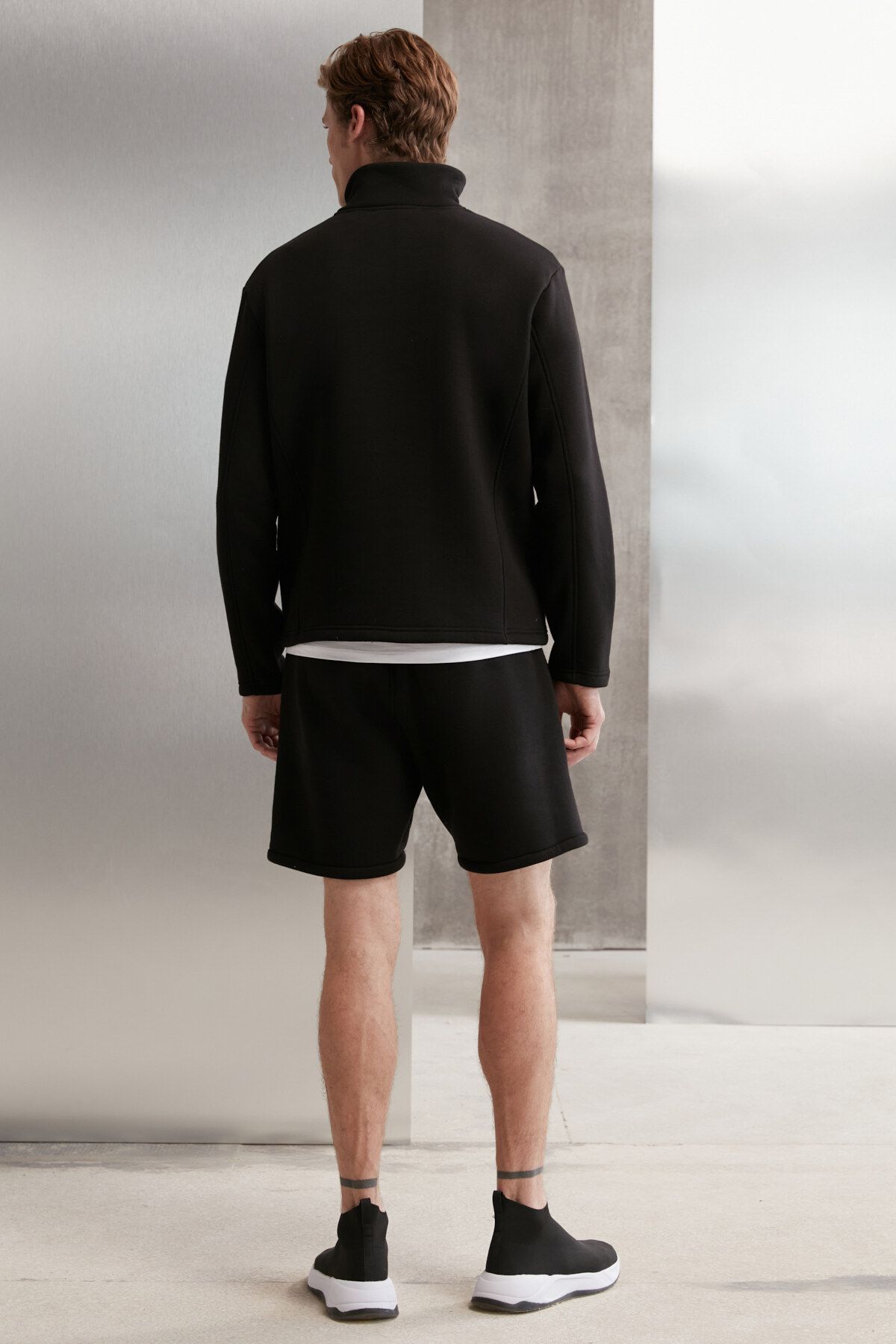 GRIMELANGE-Halden Men's Regular Black Sweatshirt with Fleece Inside, Stand Collar, Half Zipper and Print Detail 5