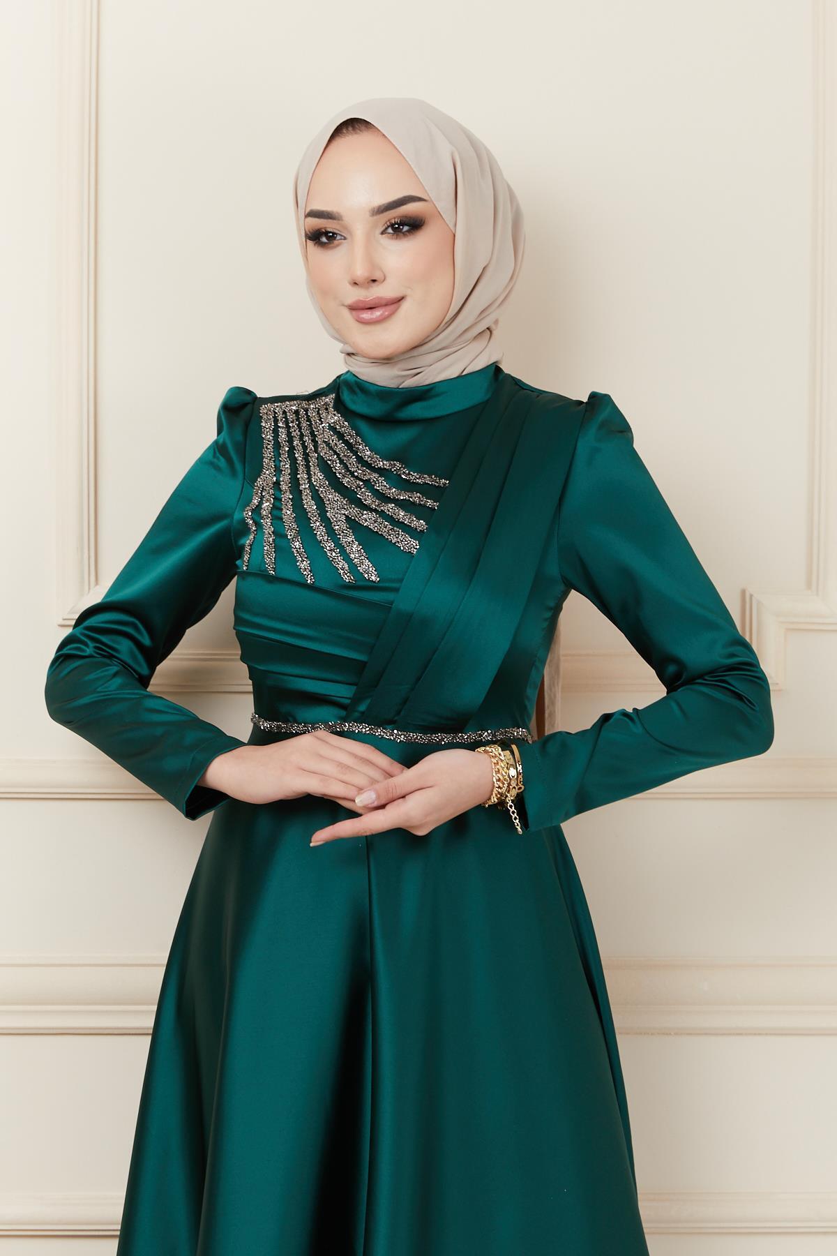 Olcay-Abendkleid aus Satin mit Falten- und Perlendetail vorne GRÜN 1624 5