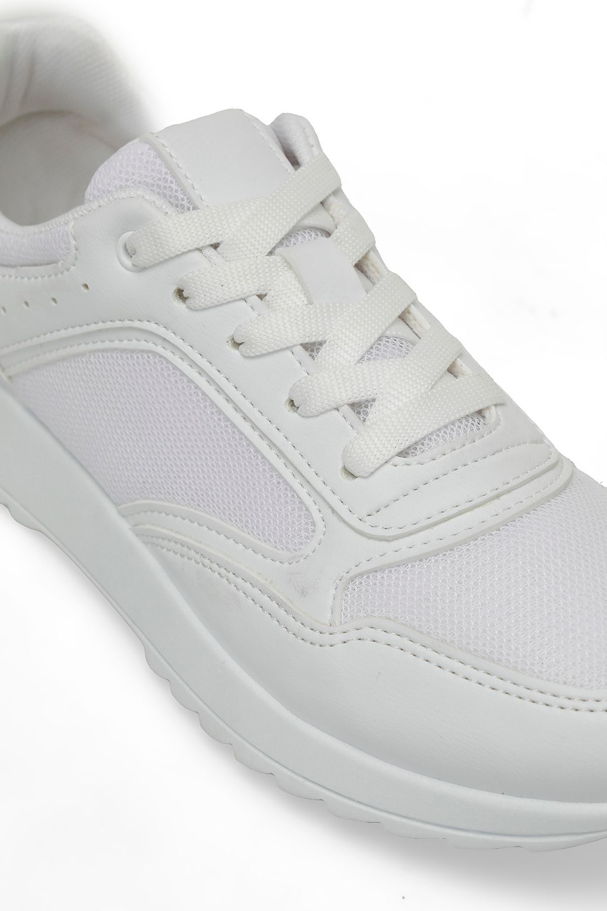 Polaris-323509Z 4FX White Women's Sneakers 7