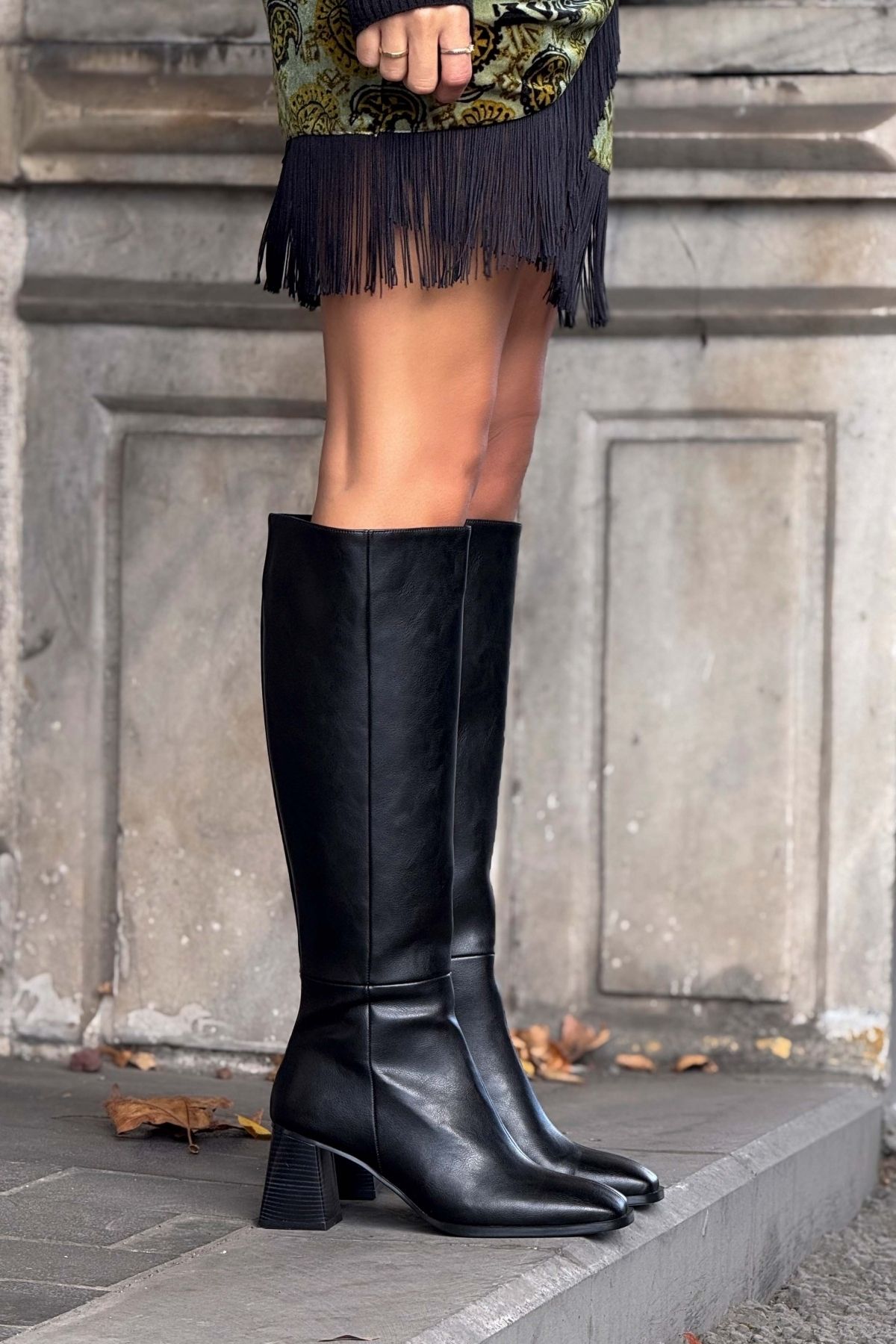 NİŞANTAŞI SHOES-Roger Black Matte Blunt Toe Damenstiefel mit dickem Absatz 7