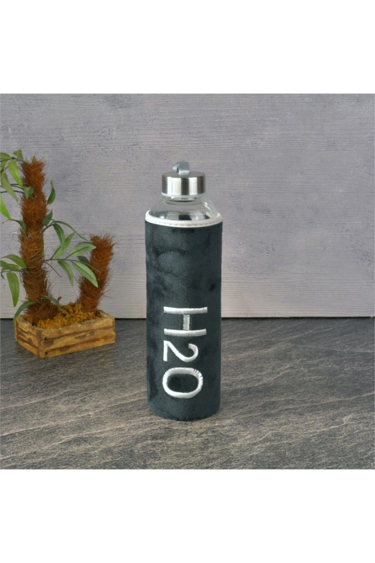 Vetrilexhome-H2O Written Stylish Glass Water Bottle with Case - 600 ml Capacity, Hygienic and Durable 2