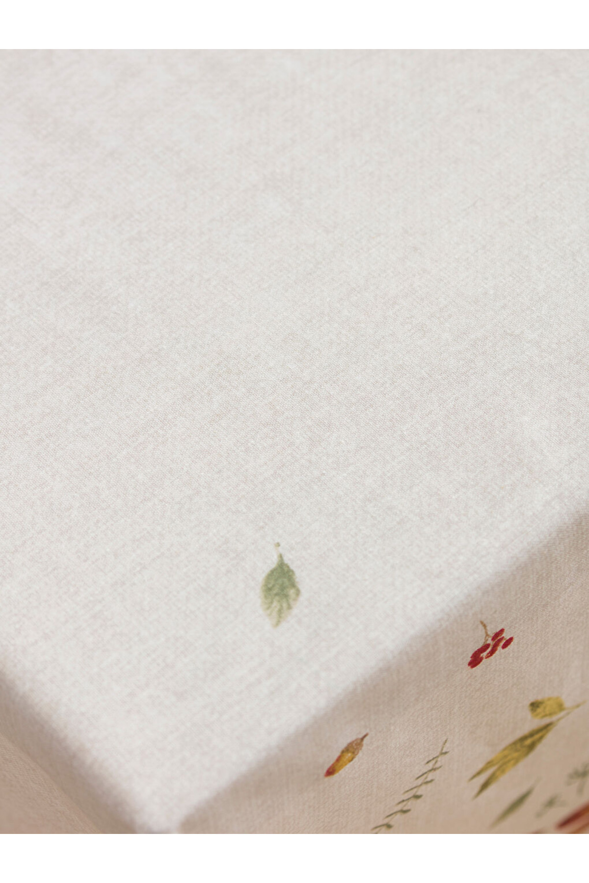 LC Waikiki-Tablecloth 150X200 cm 4