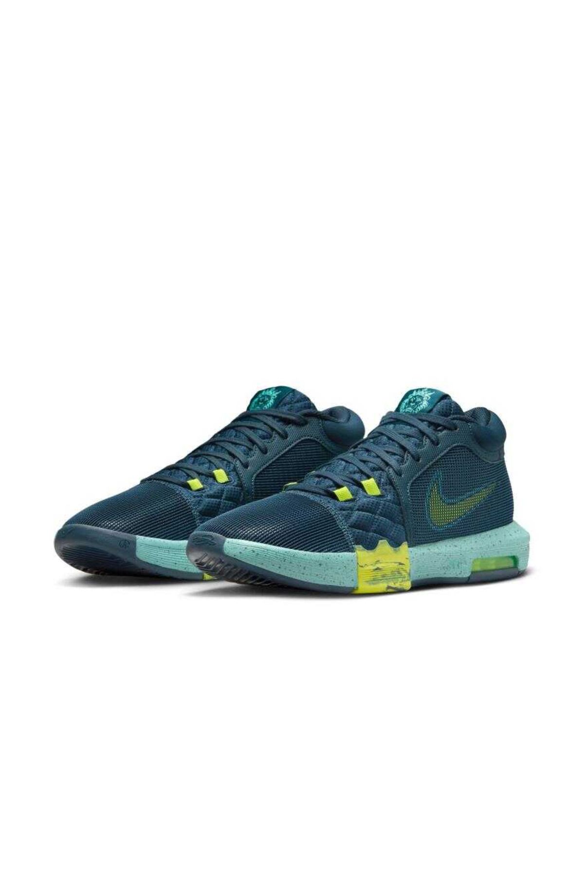 Nike FB2239 402 Lebron Wıtness VIII Erkek Basketbol Ayakkabısı