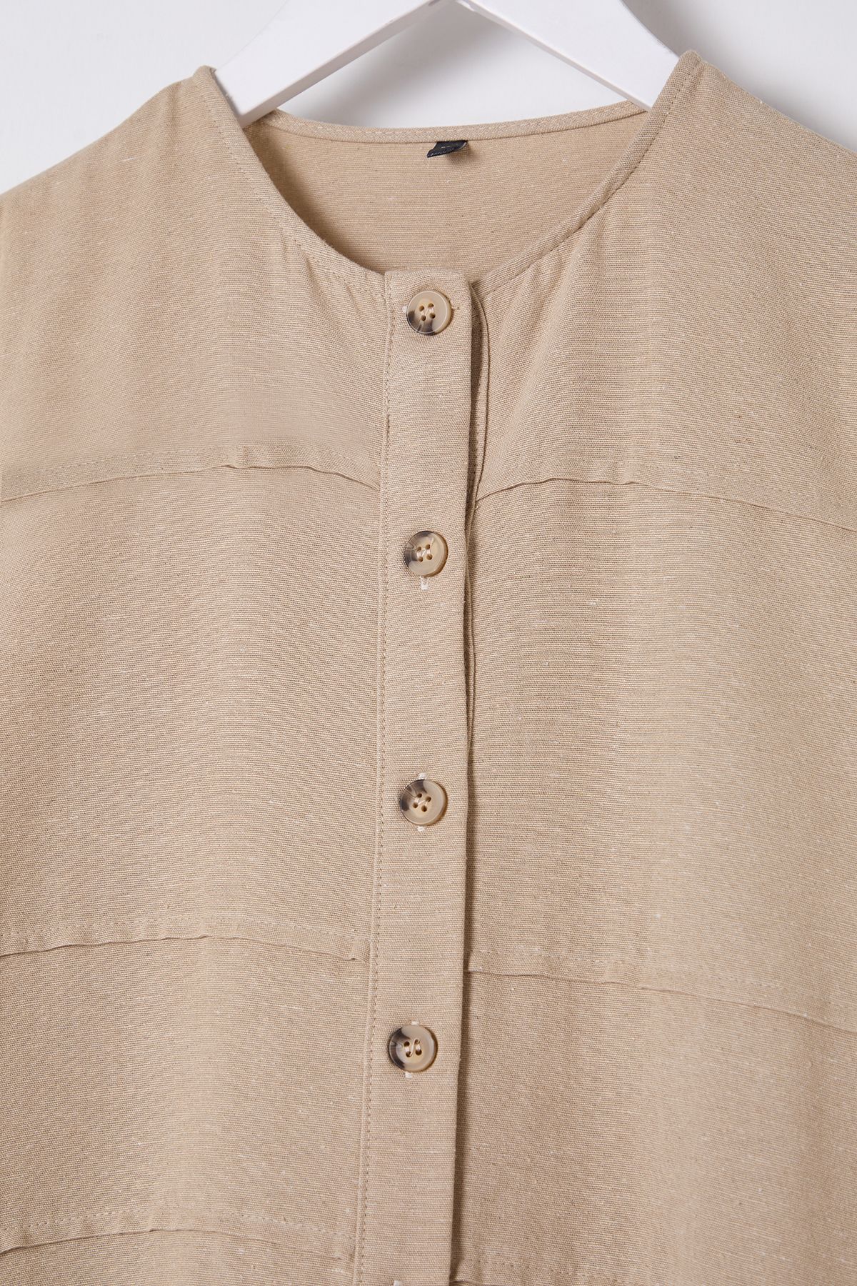 Trendyol Modest-Κοστούμι με υφαντό ύφασμα με κουμπιά από λινό βιζόν TCTSS25US00003 3