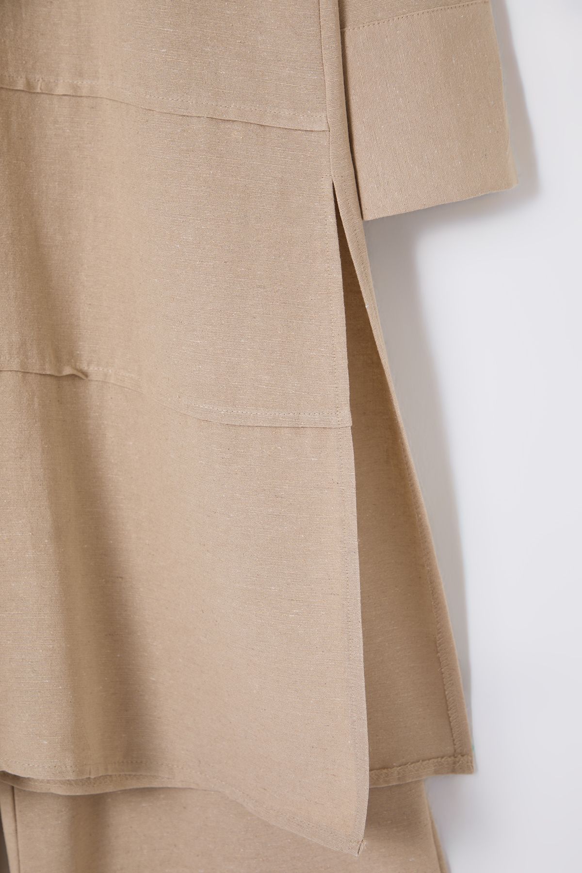 Trendyol Modest-Κοστούμι με υφαντό ύφασμα με κουμπιά από λινό βιζόν TCTSS25US00003 4