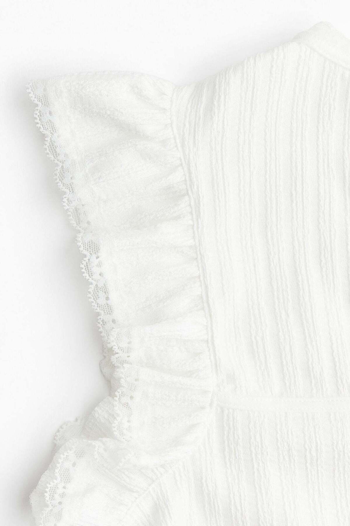 H&M-Flounce-trimmed top 1