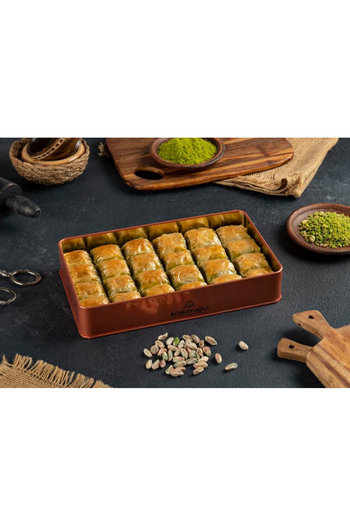 köşkeroğlu Antep Wrap Baklava with Pistachio in Gift Metal Box 800 Gr