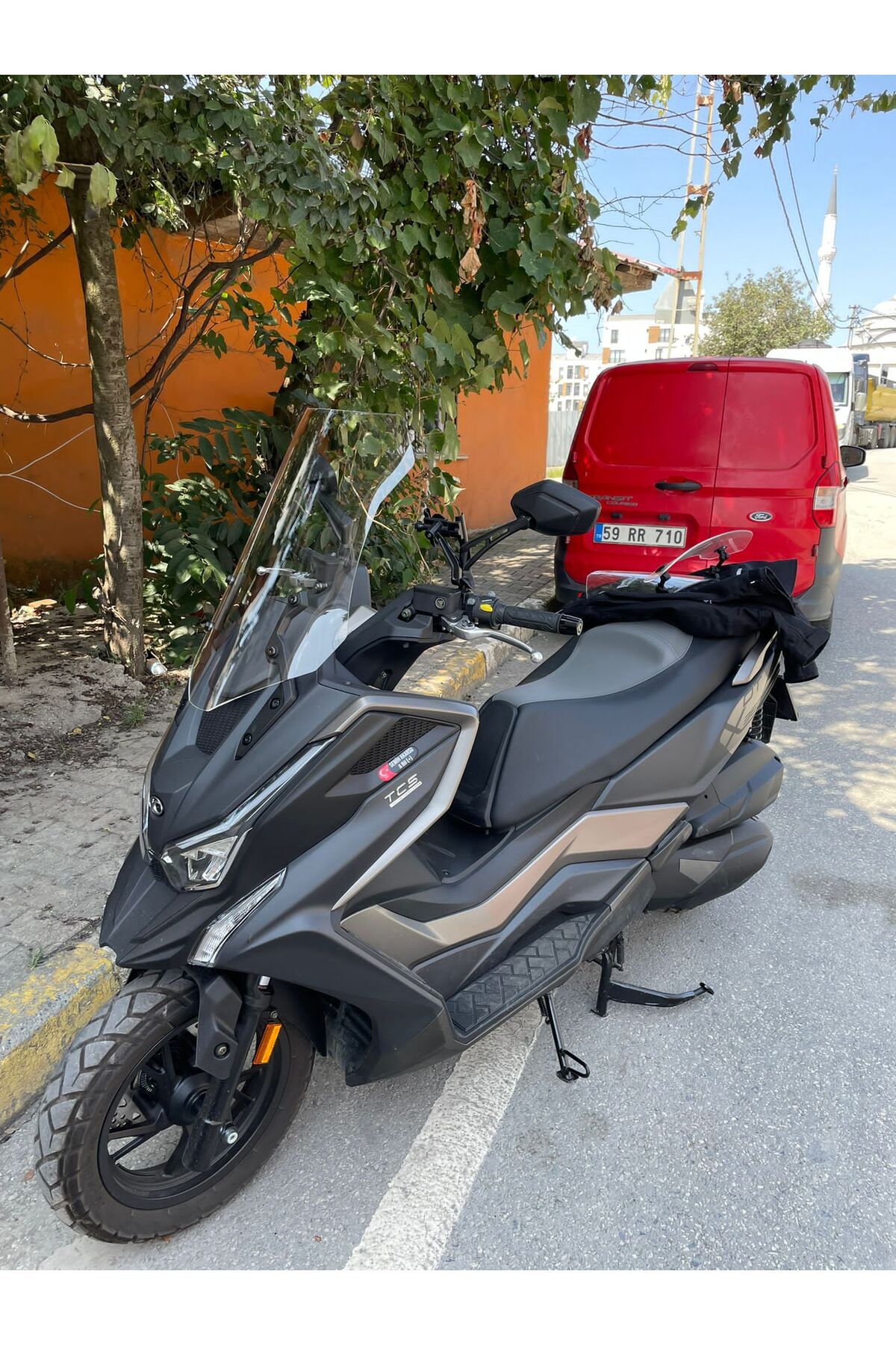 Kymco DTX 360 Siperlik Ön Cam 2021-2023 Model 65cm Şeffaf Renkli 4mm UZUN CAM