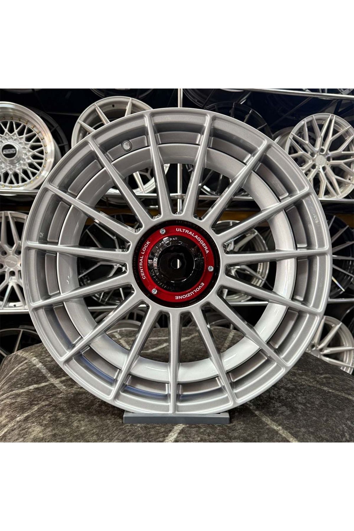 arceo 18 inç 5x112 OZ RACİNG Gümüş Jant Modeli (4 ADET)