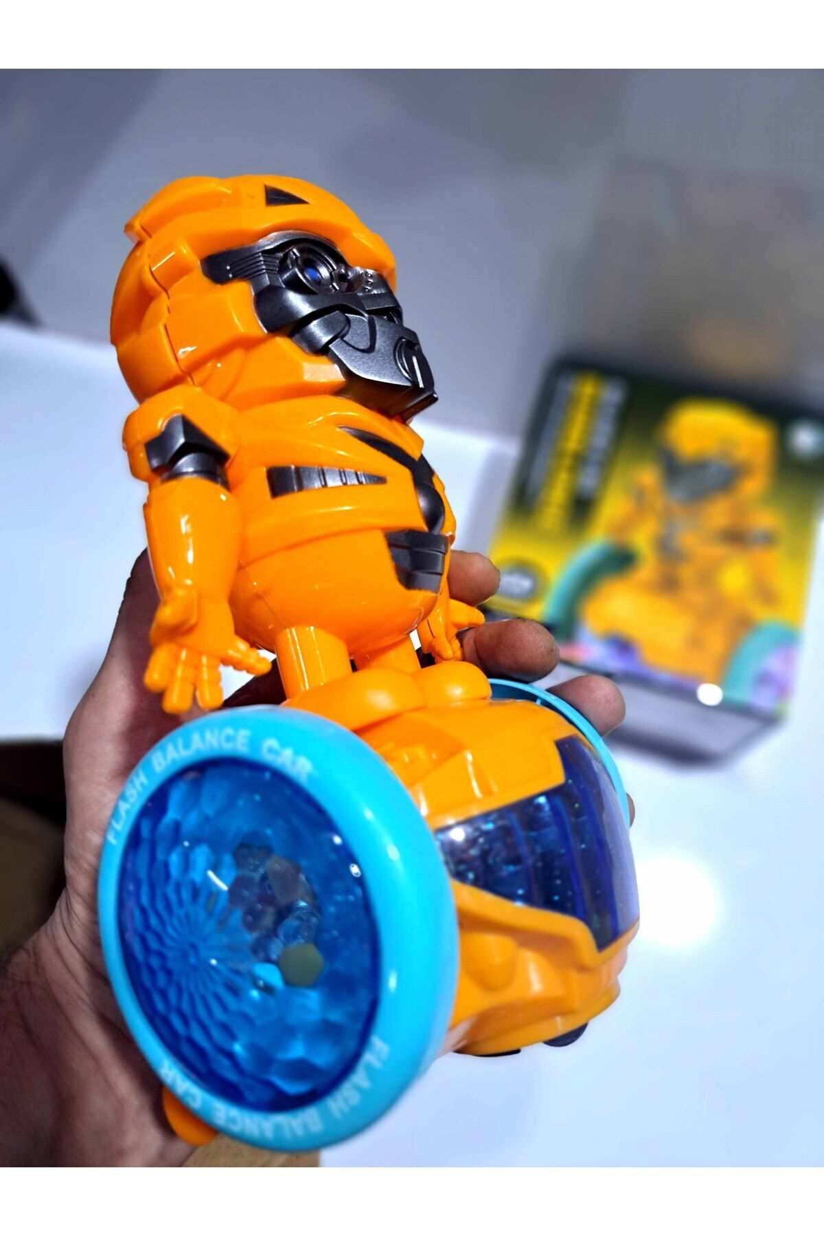FEN TOYS-Robot Toy - Colorful, Light Sound, Can Move, 17X14Cm, 360 Degree Rotation 4
