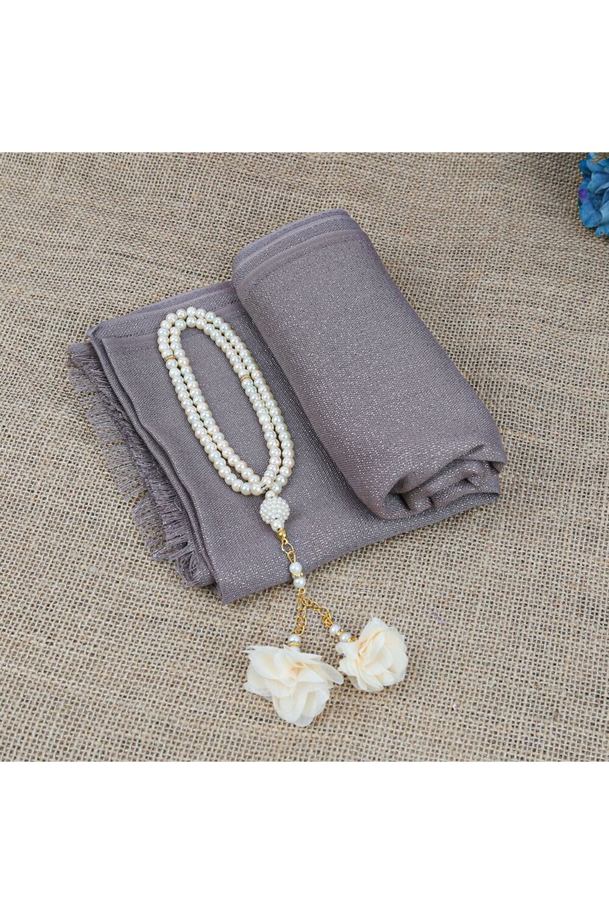 İkranur-Rose Mink Shawl and Pearl Prayer Beads - Gift 2