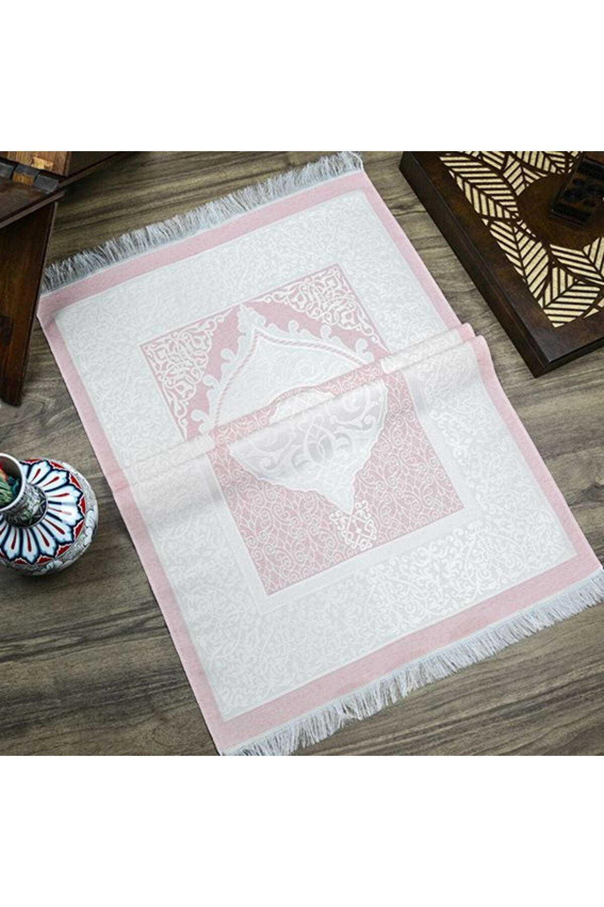 İkranur İsminizi Seccadeye Nakşediyoruz ,isme Özel Hediyelik Ipek Nur Tafta Seccade Bebek Pembesi 68x110 Cm fotoğrafı 4 (önizleme)