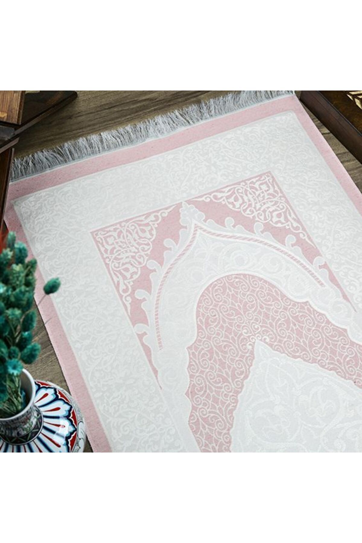 İkranur İsminizi Seccadeye Nakşediyoruz ,isme Özel Hediyelik Ipek Nur Tafta Seccade Bebek Pembesi 68x110 Cm fotoğrafı 3 (önizleme)