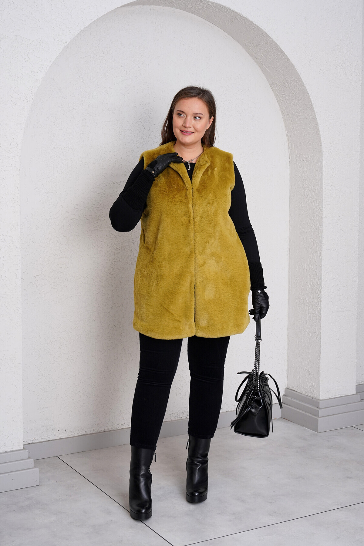 Büyük Moda-Faux Fur Vest 1