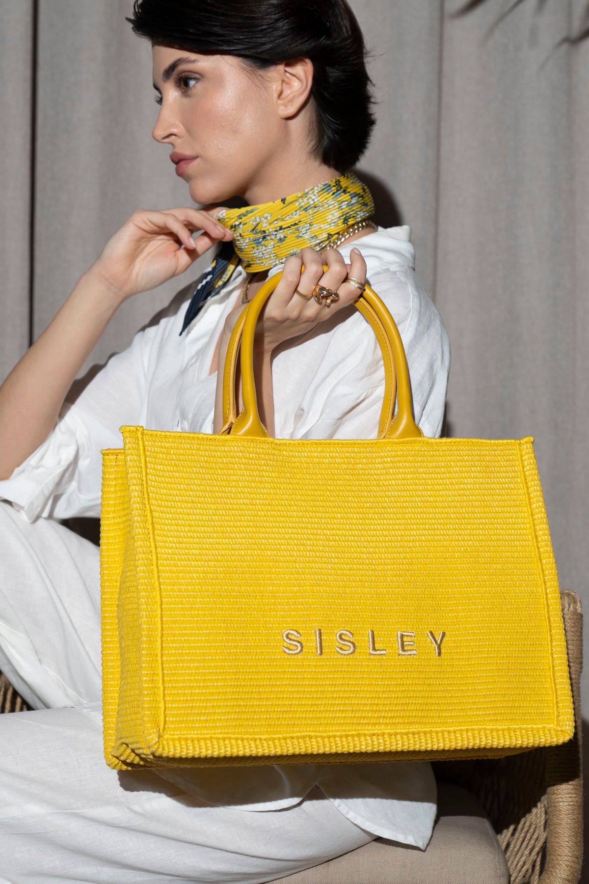 Sisley SLY_120 EL ÇANTASI