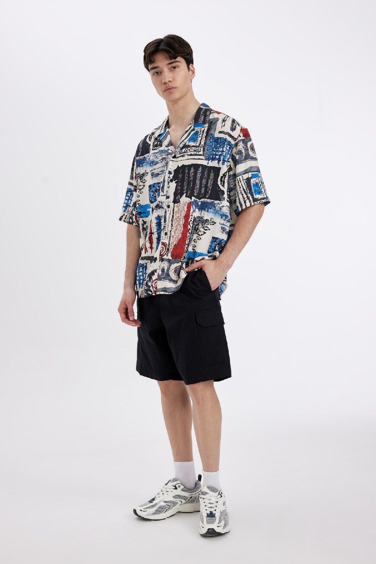 complete the look image