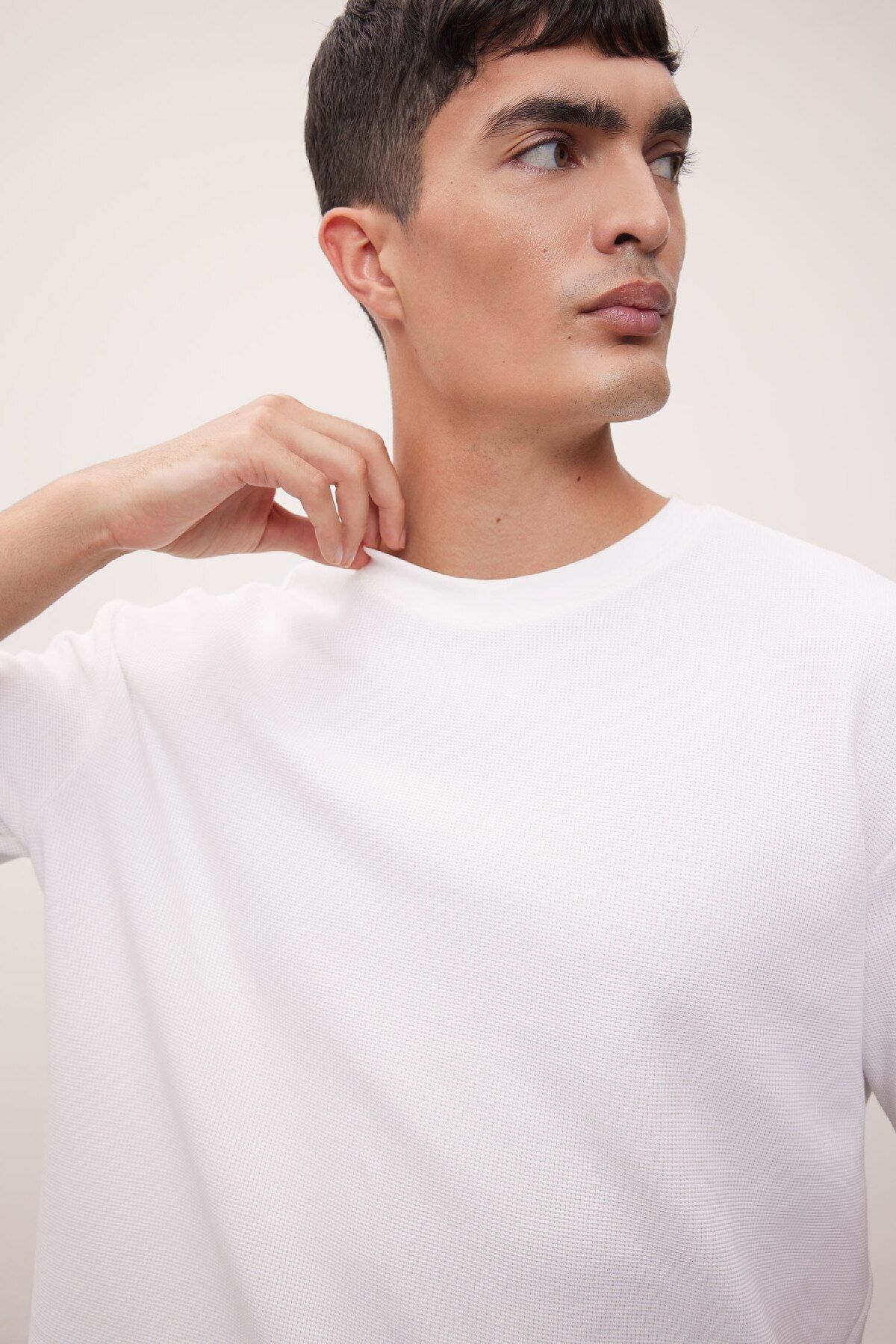 DeFacto-Comfort Regular Fit Relaxed Fit Crew Neck Waffle Fabric Cotton Short Sleeve Basic t Shirt 4