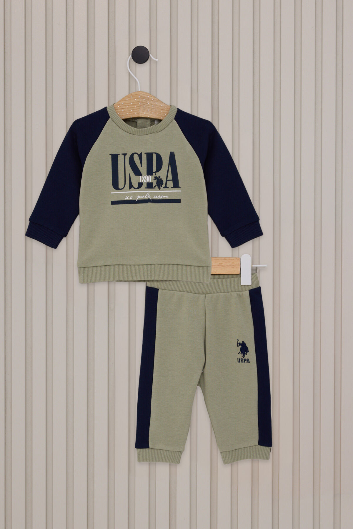 U.S. Polo Assn. Us Polo Baby Boy 2-Piece Set Tea Green
